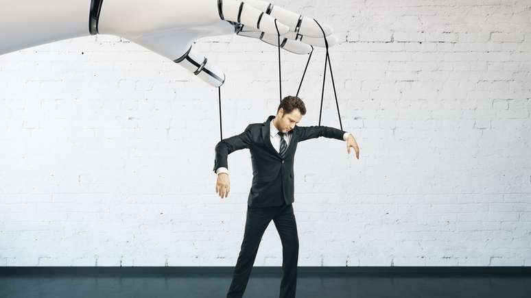 No Brasil e no mundo, jornalistas e pesquisadores t&ecirc;m tentado combater not&iacute;cias falsas