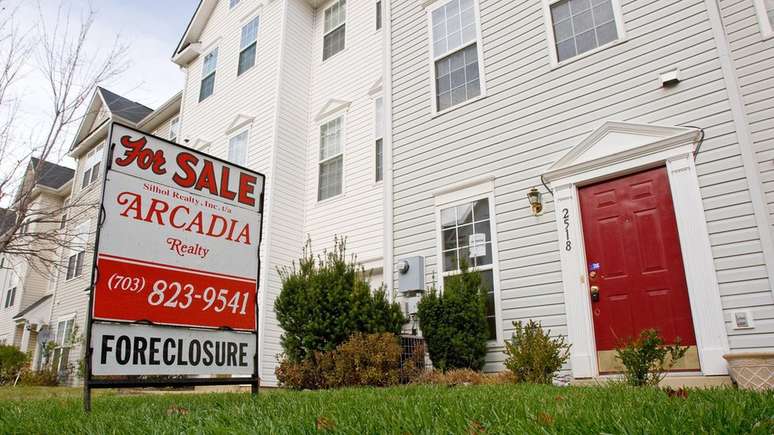 Casa &agrave; venda ap&oacute;s ter sido retomada por falta de pagamento, em 2008, nos EUA; milh&otilde;es de americanos n&atilde;o conseguiram pagar suas hipotecas