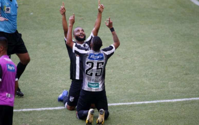 Ceará venceu o Vitória por 2 a 0