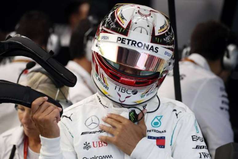 Lewis Hamilton lidera o campeonato com 30 pontos de vantagem sobre Sebastian Vettel