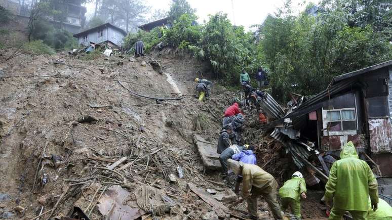 Tufão Avança Na China Após Matar 59 Nas Filipinas Eua Seguem Em Estado De Alerta 