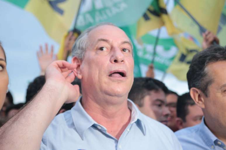 Ciro Gomes durante campanha em Belém (PA) no último sábado (15)