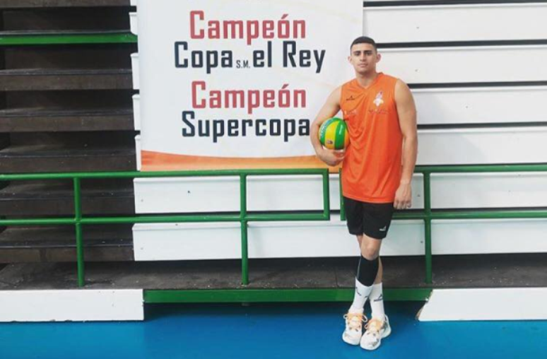 Vinícius Noronha da Silva, de 26 anos, atuava pelo Club Voleibol Teruel, da Espanha