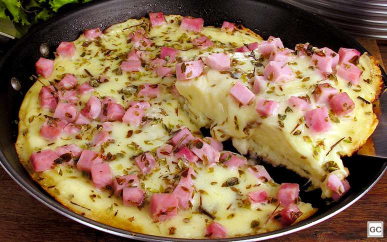 Torta de presunto e queijo de frigideira 
