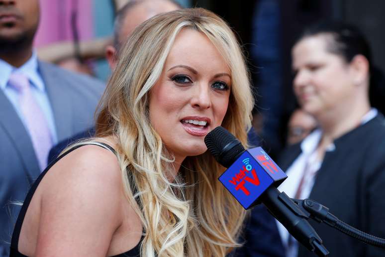 Estrela pornô Stormy Daniels fala durante evento
23/05/2018
REUTERS/Mike Blake
