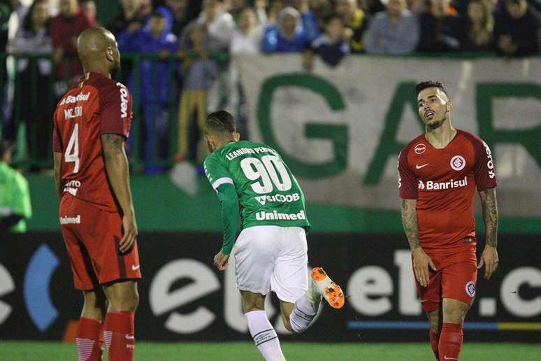 Leandro Pereira marcou dois gols pela Chapecoense