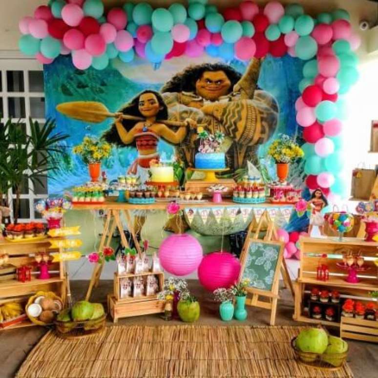 Decorao aniversario moana simples