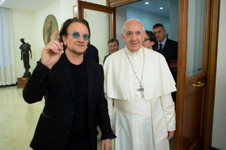 Bono se reúne com papa no Vaticano
  19/9/2018   Divulgação