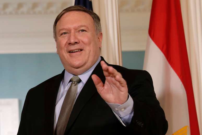 Pompeo acena durante reunião em Washington
 8/8/2018   REUTERS/Yuri Gripas