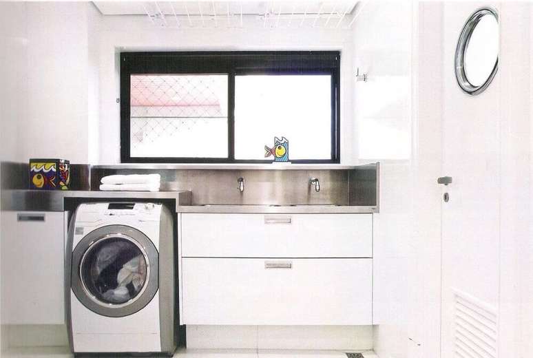 22. Armário para lavanderia planejada – Foto: Alessandra Maria Lopes