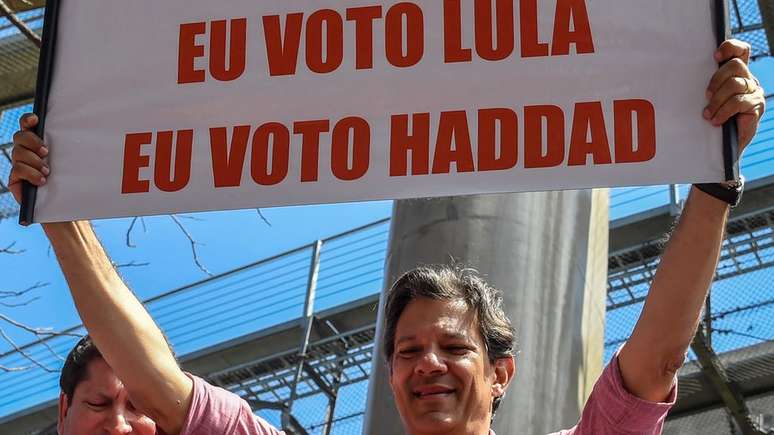 Haddad é o candidato que mais cresceu, mas sua rejeição aumentou tanto quanto