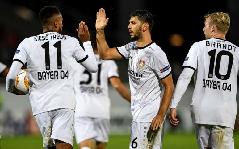 Leverkusen vira sobre Ludogorets; veja outros resultados da Liga Europa