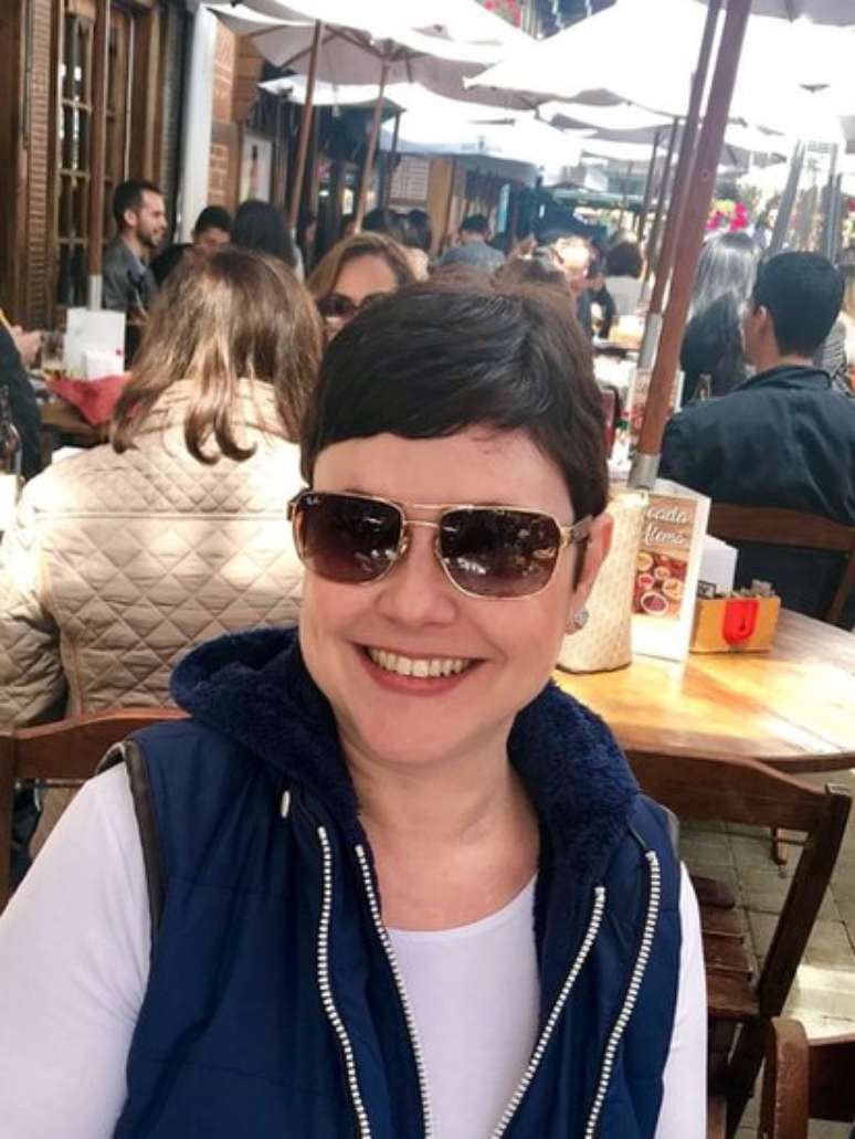 'Hoje estou na fase de me perguntar se quero ser m&atilde;e solteira ou se quero esperar achar um companheiro', diz Magda