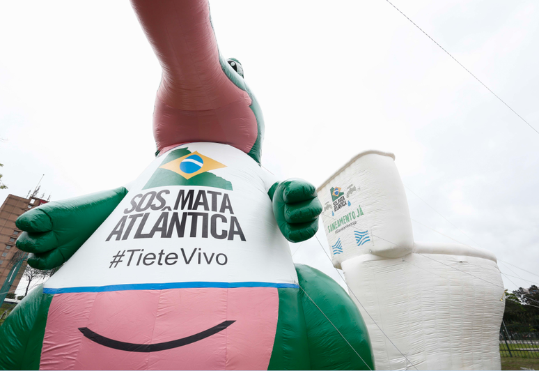 No dia do Tietê, a ONG fez uma série de ações para chamar a atenção para a importância da água na agenda estratégica brasileira.