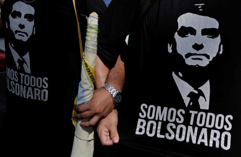 Simpatizantes do candidato do PSL à Presidência, Jair Bolsonaro, durante evento de campanha em Manaus
15/09/2018 REUTERS/Bruno Kelly