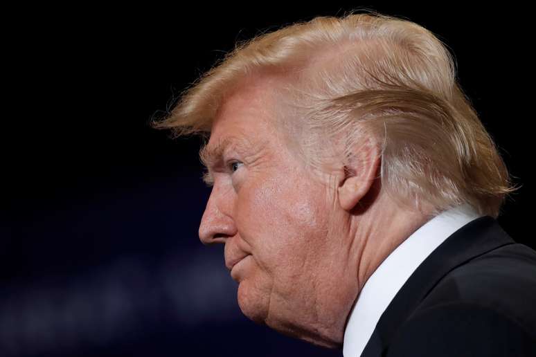 U.S. President Donald Trump pauses as he speaks at a campaign rally in Las Vegas, Nevada, U.S., September 20, 2018. Picture taken September 20, 2018.  REUTERS/Mike Segar - RC18773BE900