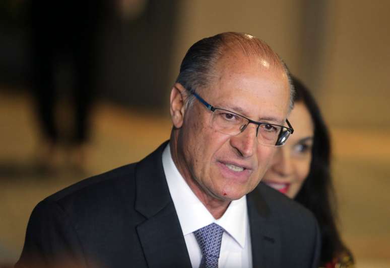 Geraldo Alckmin chega ao debate