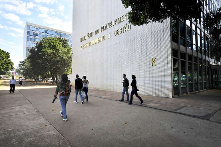 Fachada do Ministério do Planejamento, Desenvolvimento e Gestão. 