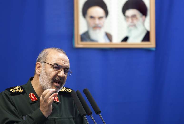 Vice-chefe da Guarda Revolucionária do Irã, Hossein Salami, durante evento em Teerã 16/07/2010 REUTERS/Morteza Nikoubazl 
