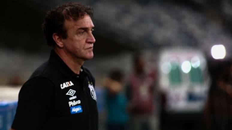 Cuca tem feito um ótimo trabalho no Santos, mas equipe precisa finalizar melhor (Foto: Rodney Costa/Eleven)