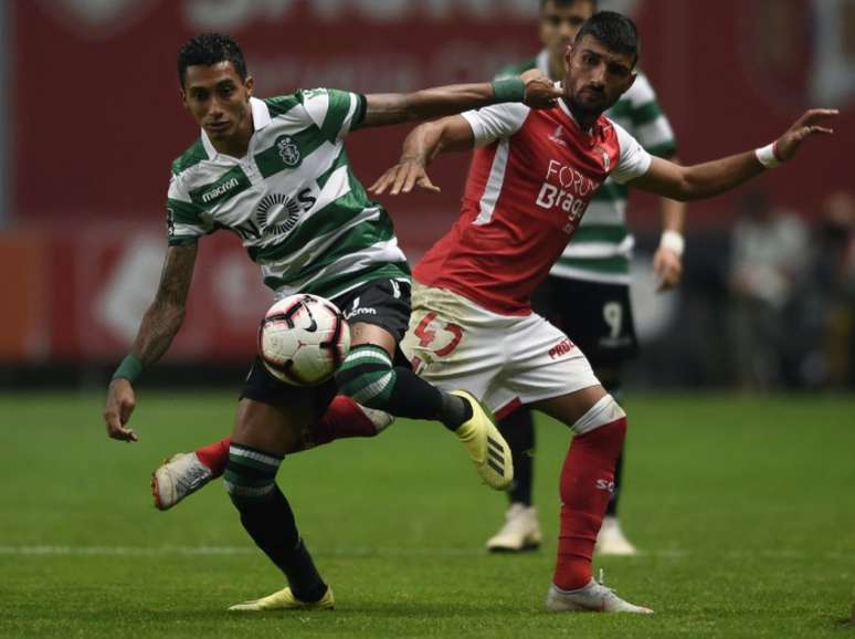 Jogo pegado, mas o Braga levou a melhor (Foto: MIGUEL RIOPA / AFP)