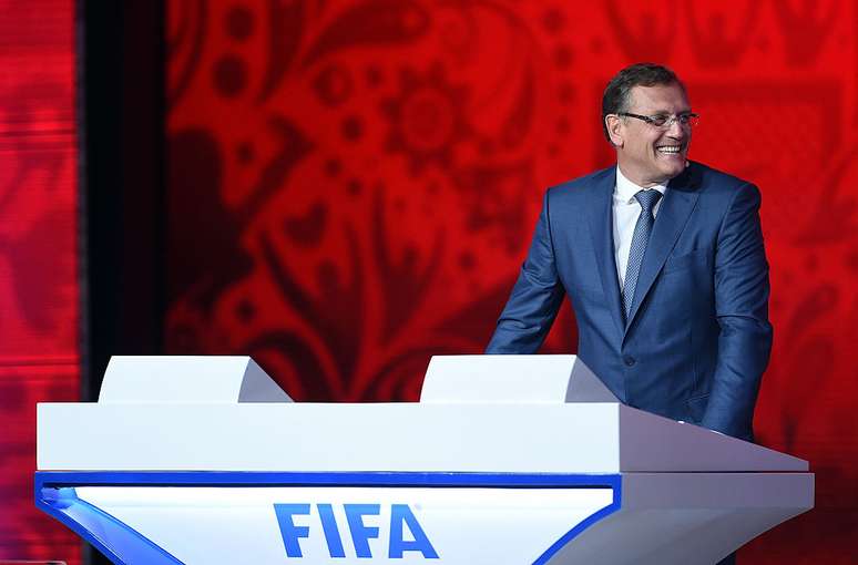 Jérome Valcke deixou a Fifa após ser acusado de negociar ingressos com cambistas durante a Copa do Mundo no Brasil