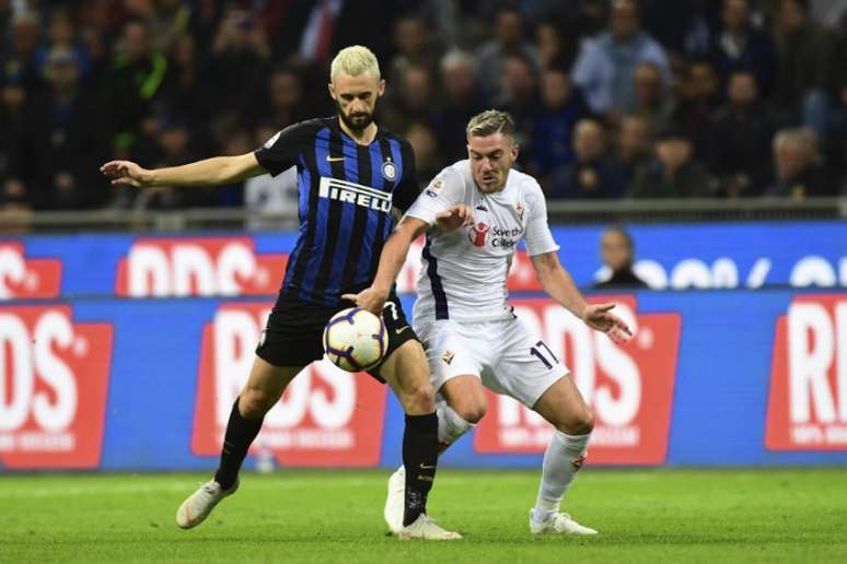 INTERNAZIONALE DE MILÃO 2x1 FIORENTINA (Foto: AFP)