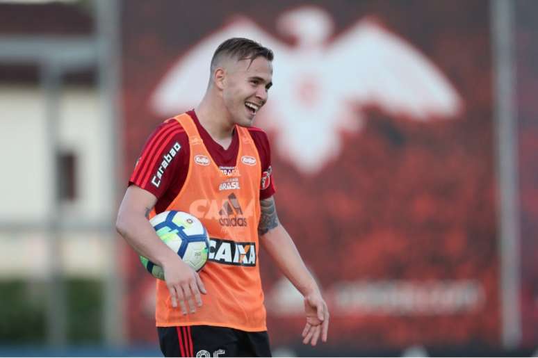 Piris da Motta foi contratado pelo Flamengo em agosto e está tendoo bom início no time (Gilvan de Souza/Flamengo)