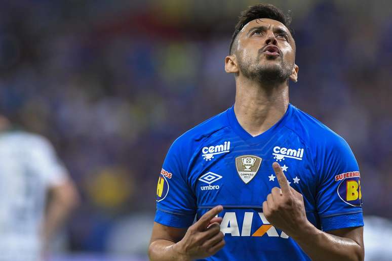 Robinho durante partida entre Cruzeiro x Palmeiras