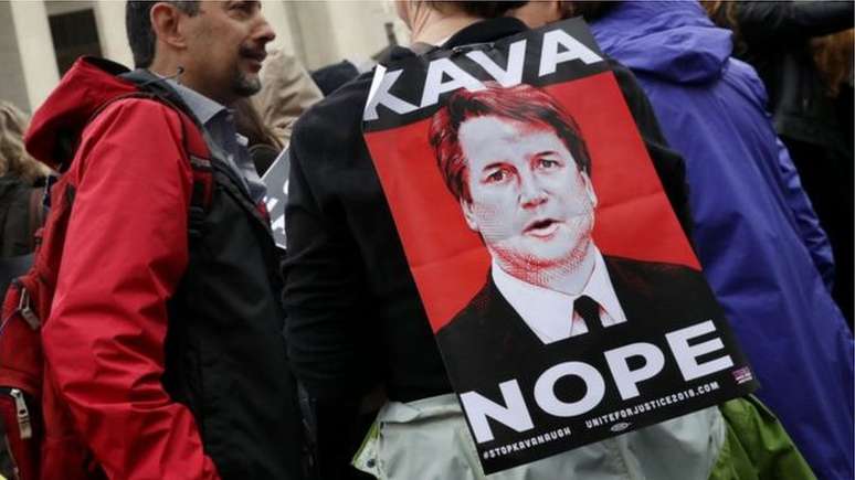 'Kava, n&atilde;o': a indica&ccedil;&atilde;o do advogado gerou protestos contra ele e contra Trump nos EUA