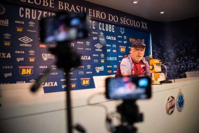 Mano confirmou mais uma vez que colocará um time alternativo contra o Palmeiras- Foto: Bruno Hadad/ Cruzeiro