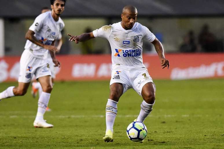 Sánchez defendeu Bryan Ruiz no Santos (Foto: Ivan Storti)