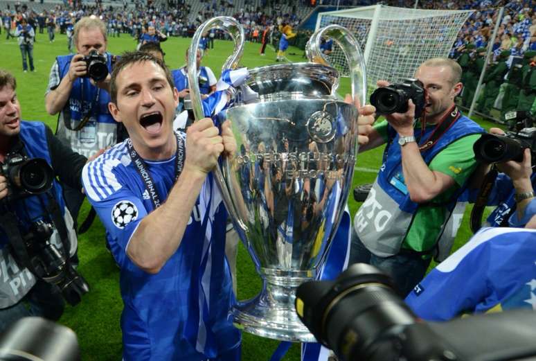 Lampard fez história pelos Blues(Foto: Divulgação/Chelsea)