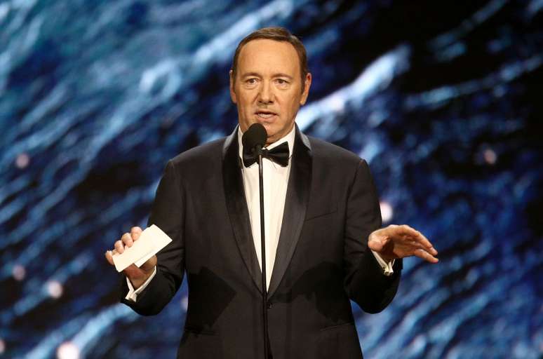 Kevin Spacey é acusado de abusos sexuais