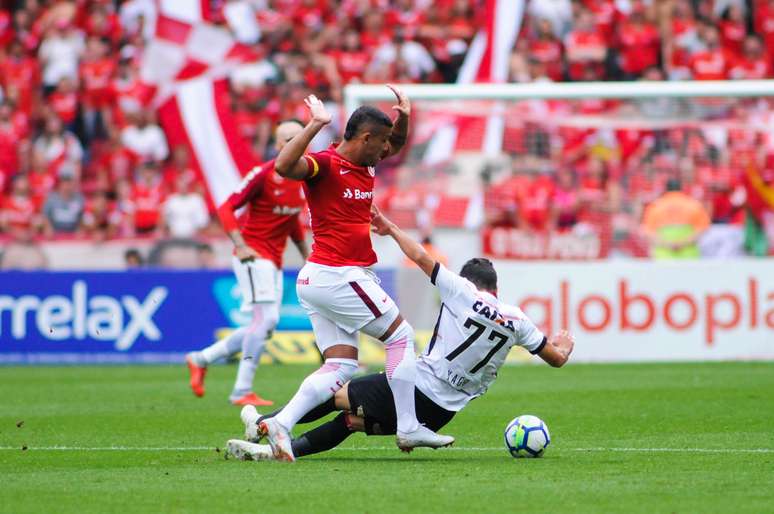 Lance de Internacional x Vit&oacute;ria