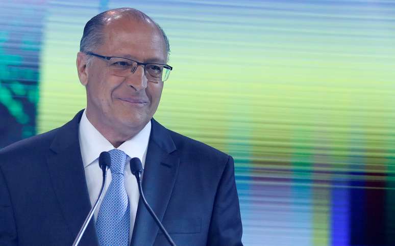 Alckmin durante debate na TV Record