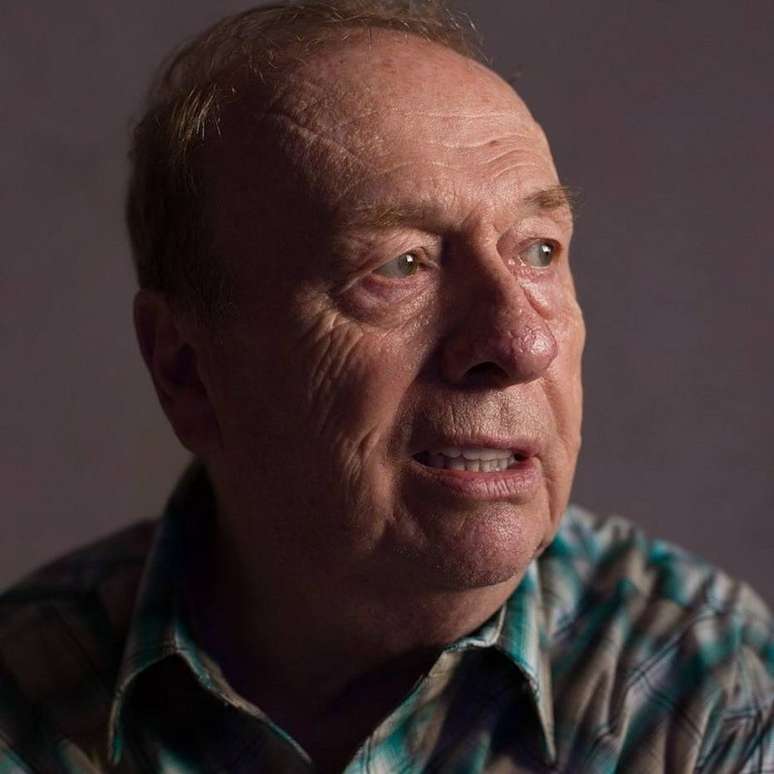 Morreu nesta terça-feira, 2, aos 72 anos, em Los Angeles, Geoff Emerick, engenheiro de som de grandes álbuns dos Beatles