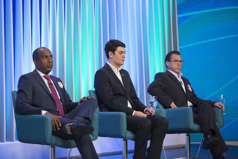 Marcelo C&acirc;ndido (PDT), Rodrigo Tavares (PRTB) e Luiz Marinho (PT) em debate das elei&ccedil;&otilde;es 2018 promovido pela TV Globo