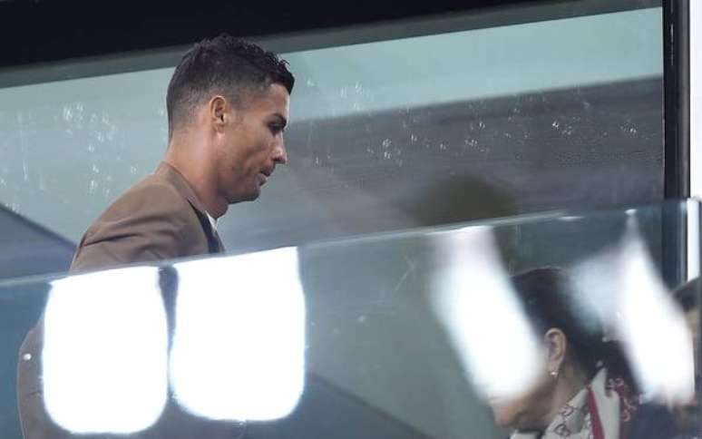 Cristiano Ronaldo nega ter estuprado mulher nos EUA