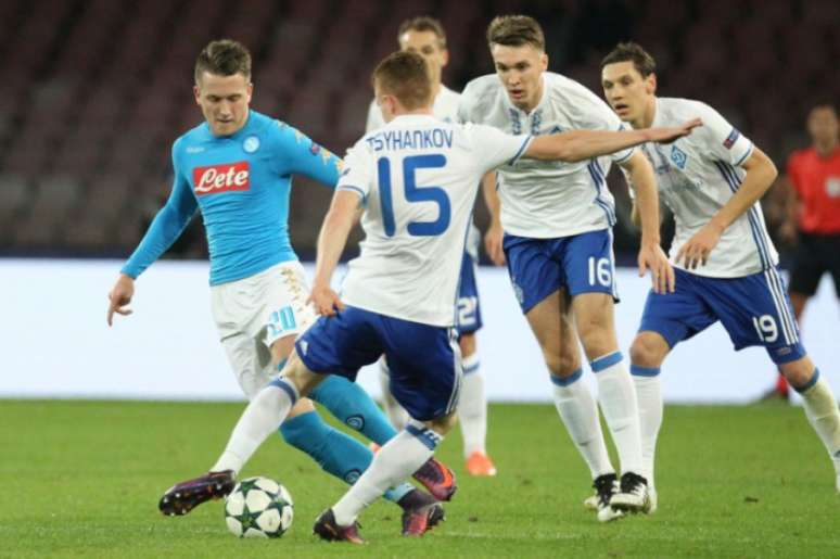 Zielinski em ação pela Napoli. Nesta temporada, já atuou em oito jogos e marcou dois gols (Carlo Hermann/AFP)