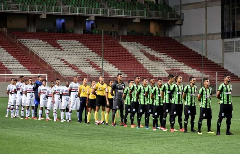 América e São Paulo se enfrentaram no Horto - FOTO: Estevão Germano/América-MG