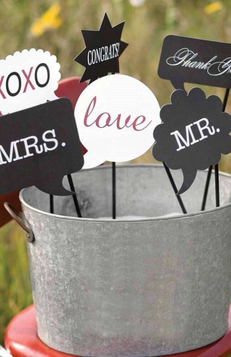 30. As plaquinhas para festa n&atilde;o precisa ter grandes frases &ndash; Foto: Pinterest