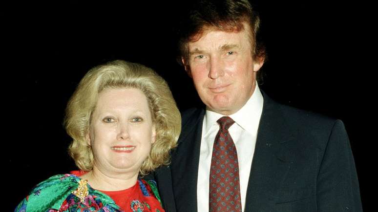 Elizabeth Trump Grau e Donald Trump na Fl&oacute;rida em 1997