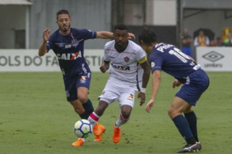 Último confronto: Santos 5 x 2 Vitória - 9ª rodada do Campeonato Brasileiro - 03/06/2018