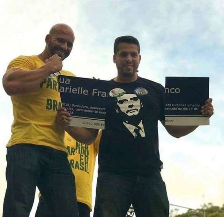 O candidato a deputado estadual no Rio Rodrigo Amorim (PSL), que quebrou uma placa de homenagem a Marielle Franco, vereadora do PSOL assassinada em 14 de março, foi eleito
