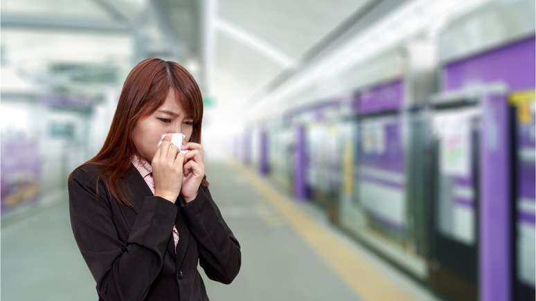De acordo com o estudo, a gripe se propaga de metrô, de trem, de ônibus...