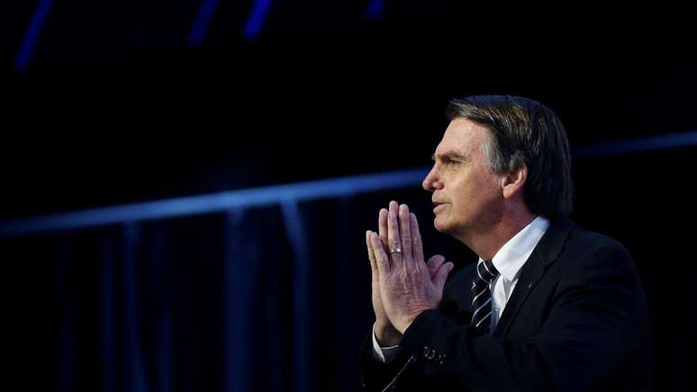 Bolsonaro tem 39% dos votos válidos, segundo Datafolha divulgado na quinta-feira