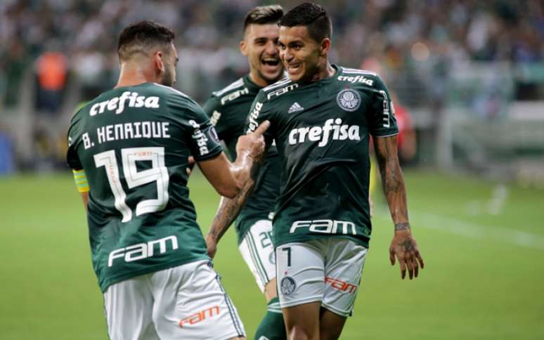 Dudu comemora o gol marcado contra o Colo-Colo, na quarta-feira (Foto: Luis Moura / WPP)