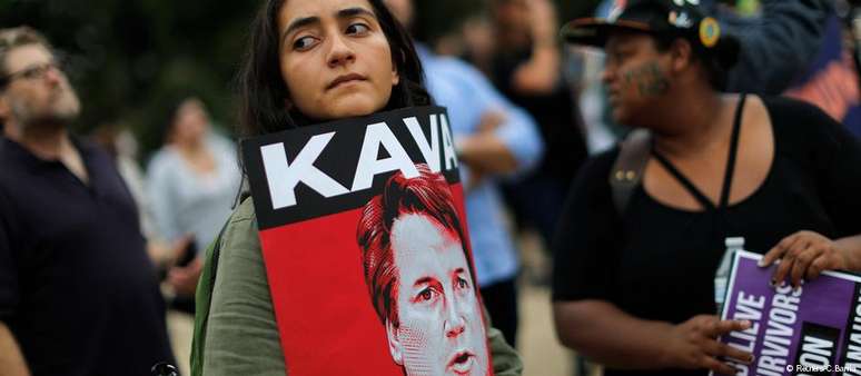 Protesto diante do Capitólio contra o escolhido de Trump