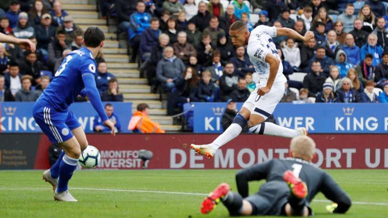 Richarlison marcou o primeiro gol do Everton (Foto: Divulgação/Premier League)